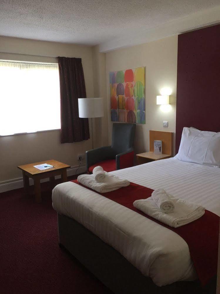 Days Inn Maidstone Esterno foto